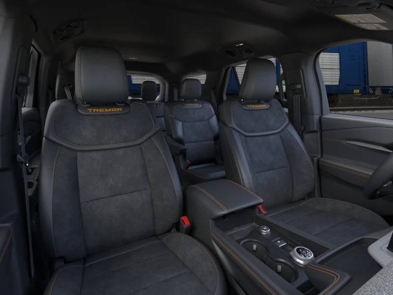 New 2026 Space White Metallic Ford Tremor® image 33