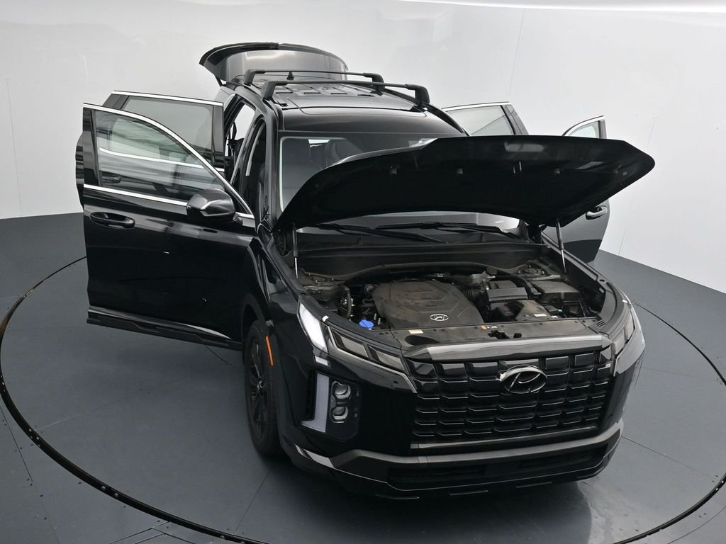 Used 2023 Black Hyundai XRT image 25