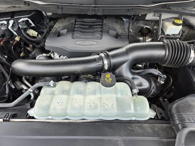 Used 2021 Silver Ford Lariat image 31