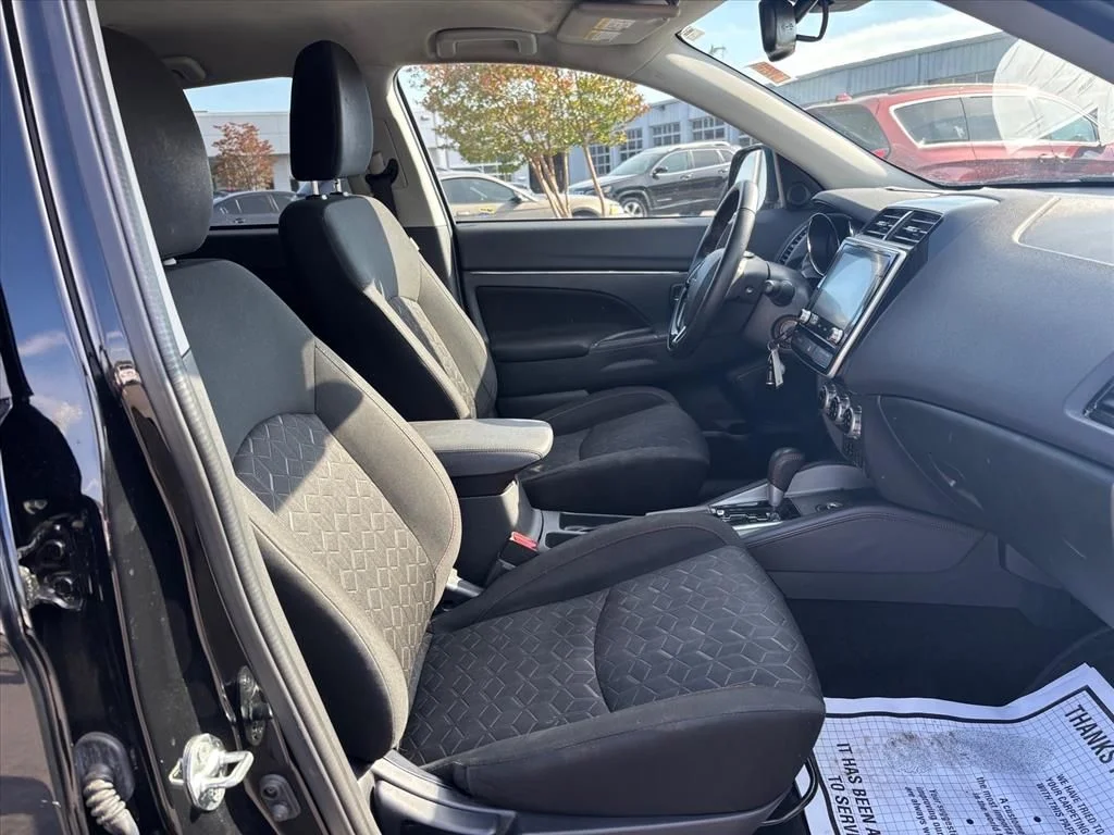 Used 2024 Black Mitsubishi 2.0 LE image 14