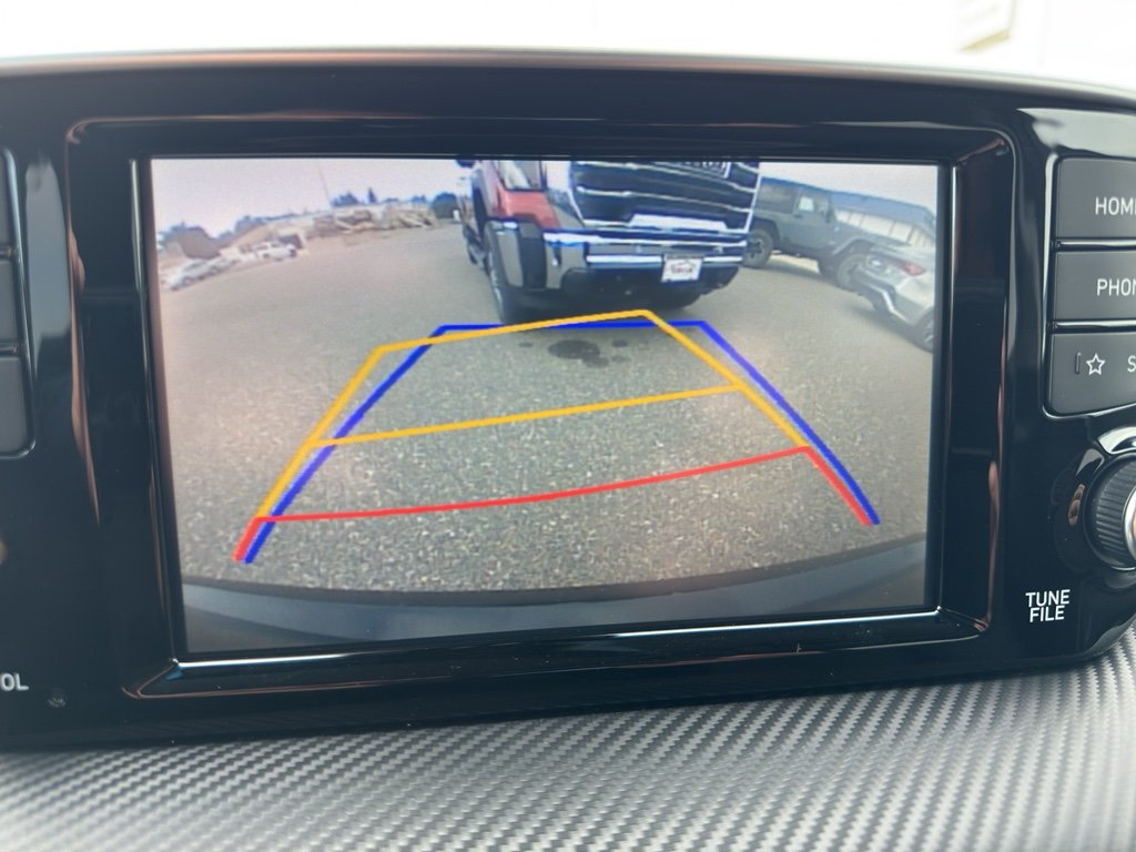 Used 2019 Black Noir Pearl Hyundai SE image 21