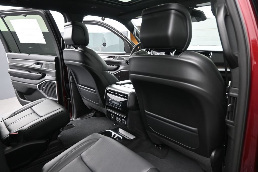New 2026 Velvet Red Pearlcoat (DISC) Jeep Limited Reserve image 25