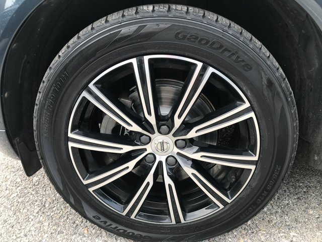Used 2021 Denim Blue Metallic Volvo Inscription image 11