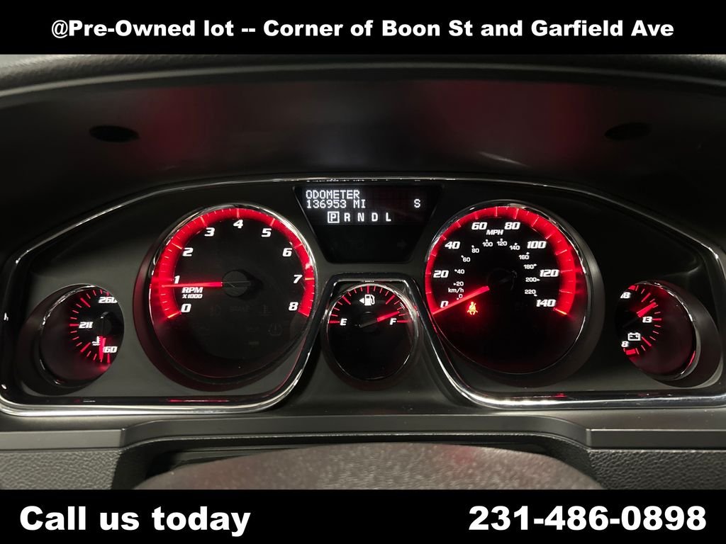 Used 2014 Silver GMC SLE-2 image 21
