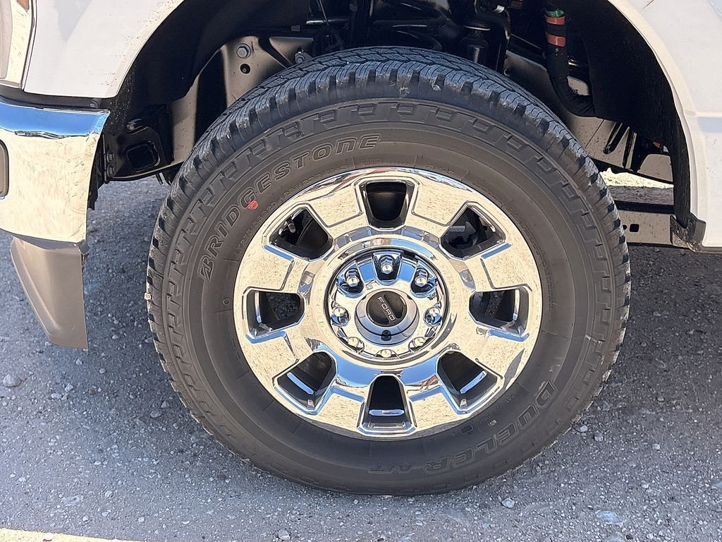 New 2026 Oxford White Ford F-250® Lariat® image 14