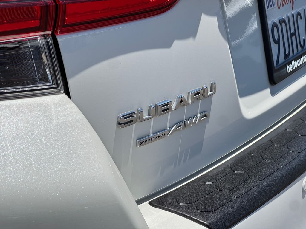 Used 2021 Crystal White Pearl Subaru Limited image 25