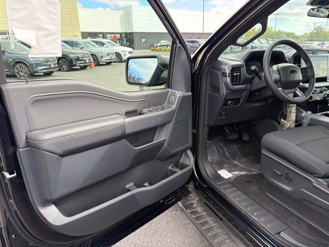 New 2026 Blue Ford XLT image 11