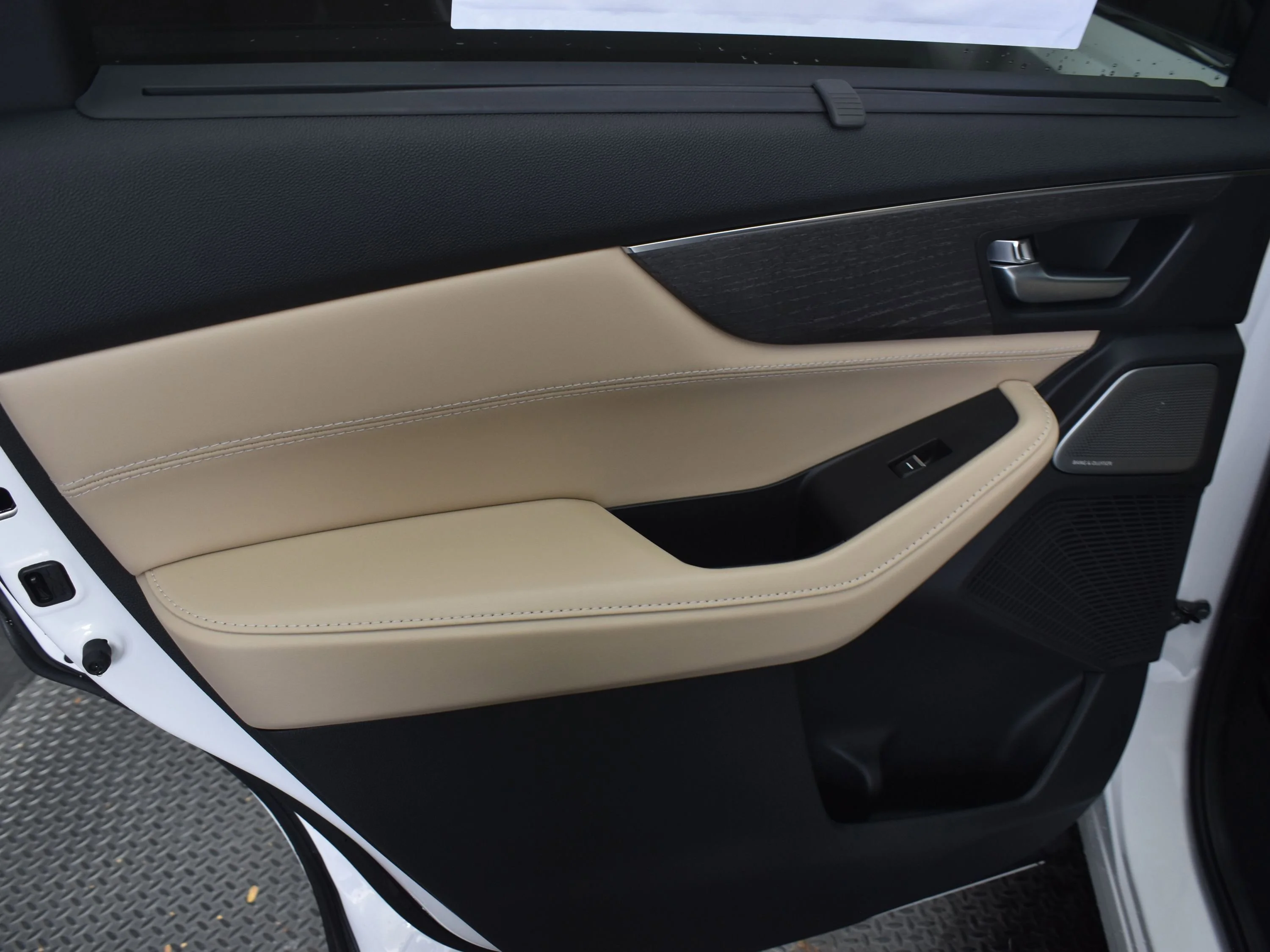 New 2026 White Acura w/Advance Package image 23