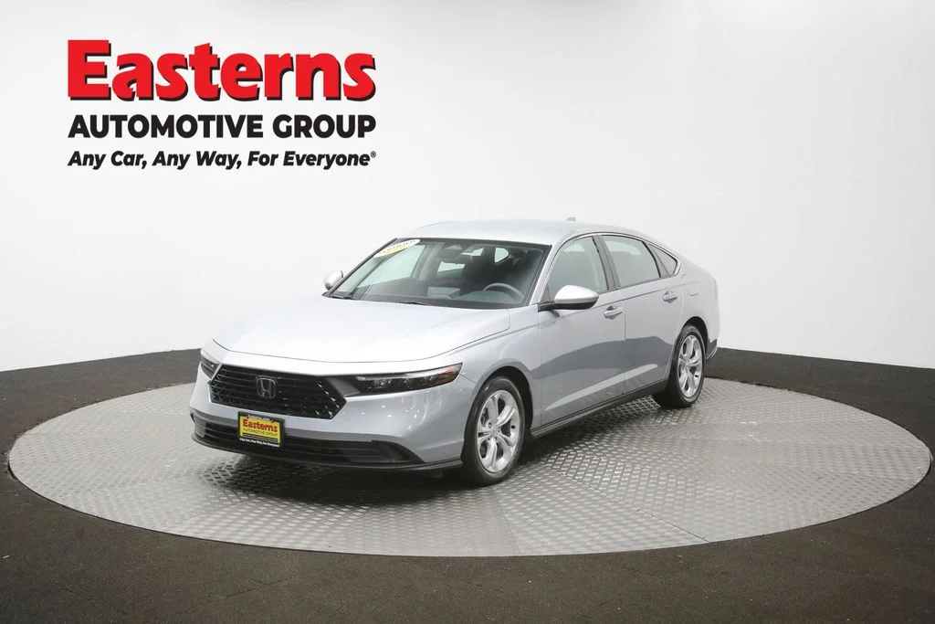 Used 2025 Silver Honda LX image 54