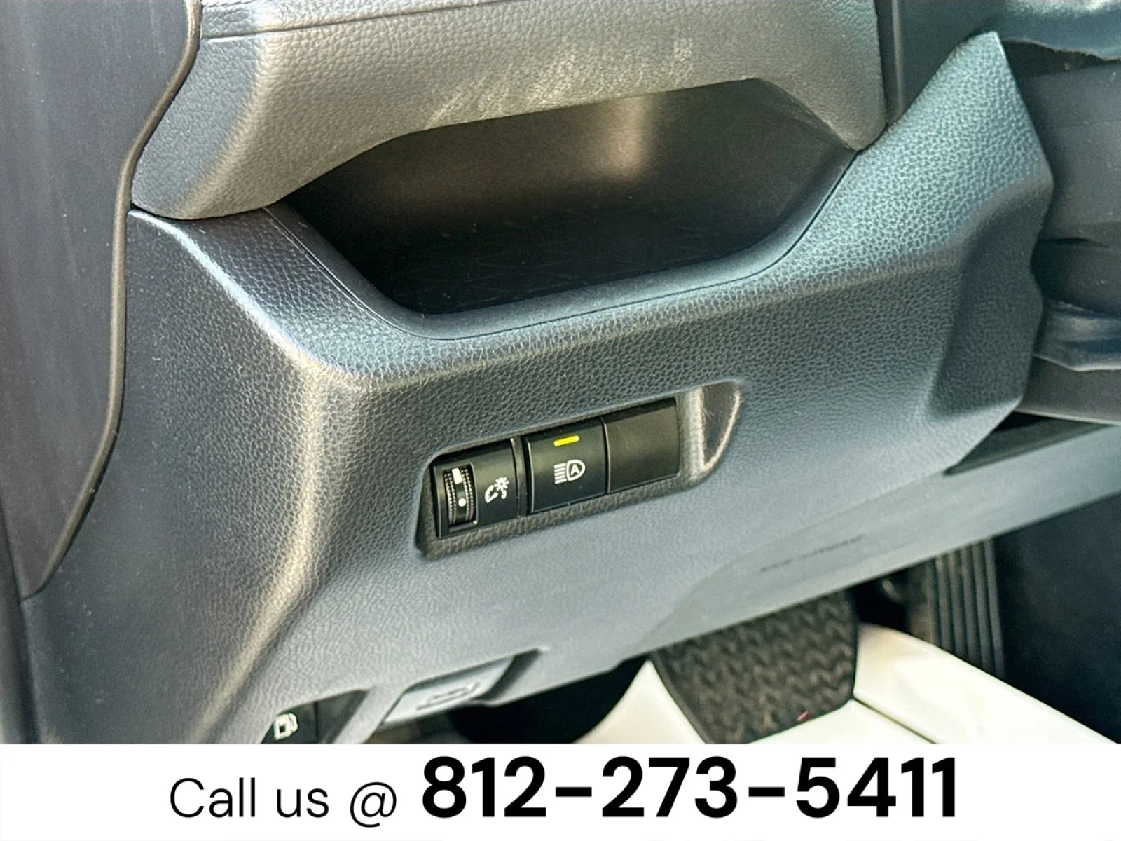 Used 2022 Gray Toyota Hybrid LE image 10