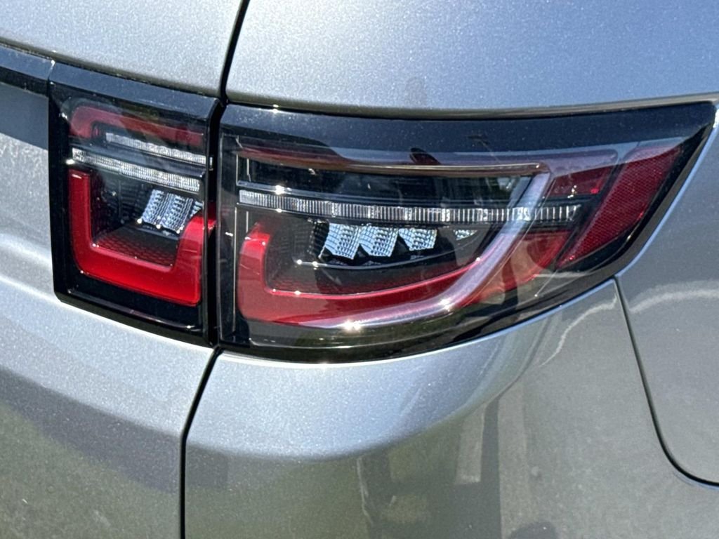 2025 Land Rover Discovery Sport Dynamic SE - Photo 9