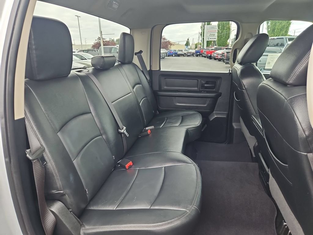 Used 2018 Bright Silver Clearcoat Metallic Ram Tradesman image 18