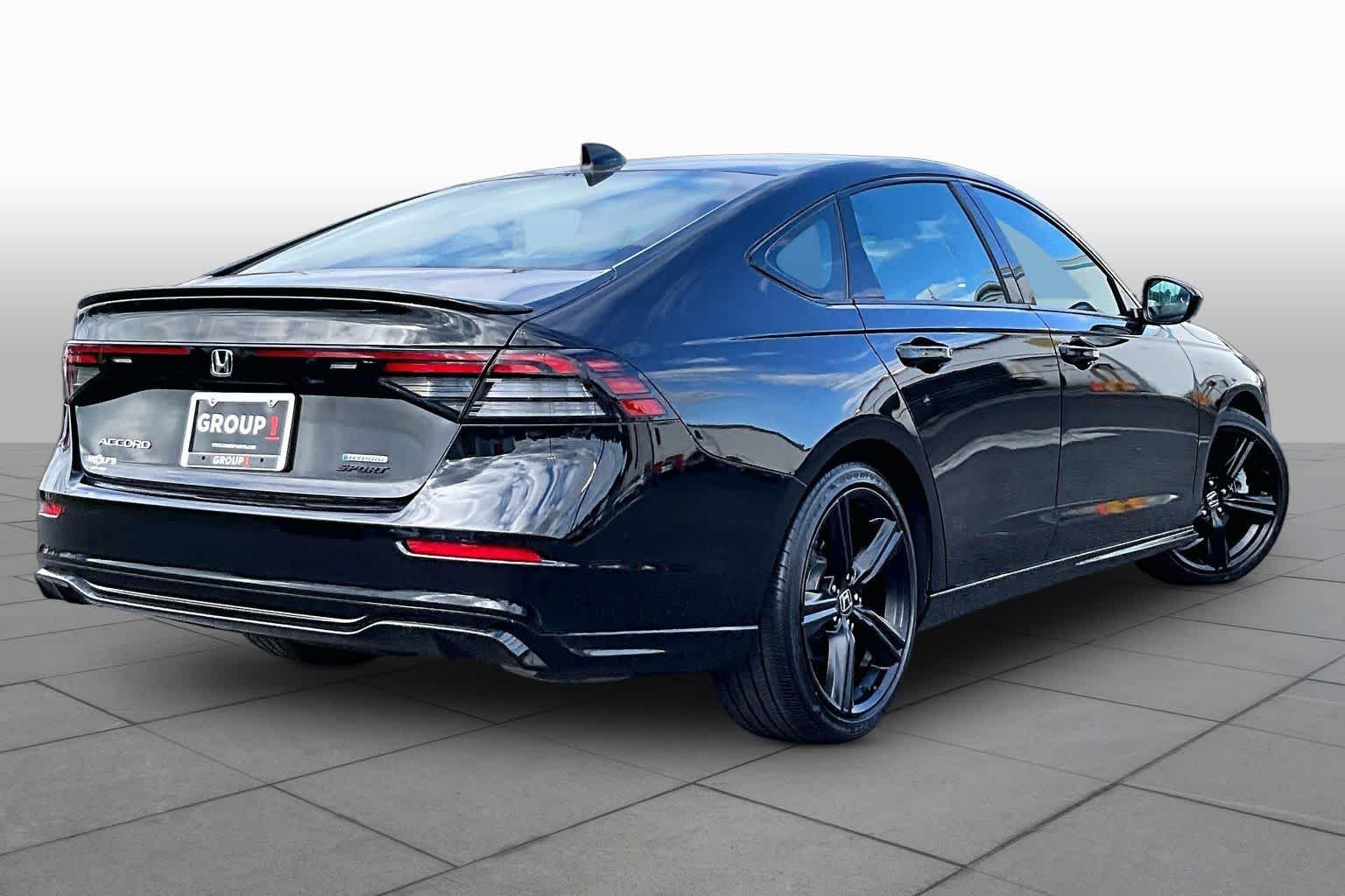 Used 2025 Crystal Black Pearl Honda Sport-L image 13