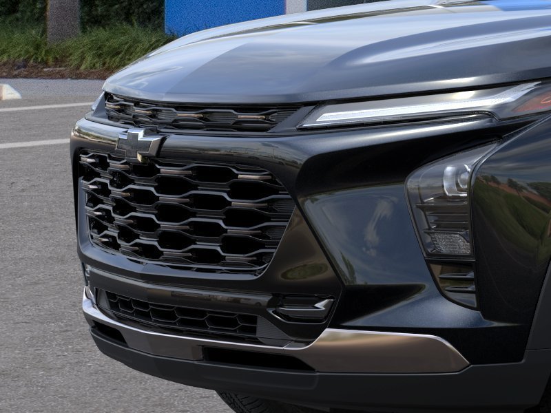 New 2026 Mosaic Black Metallic Chevrolet ACTIV image 13