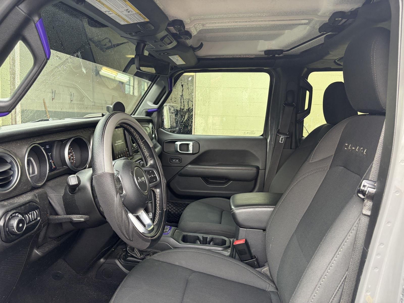 Used 2021 Sting-Grey Jeep Unlimited Sahara image 10