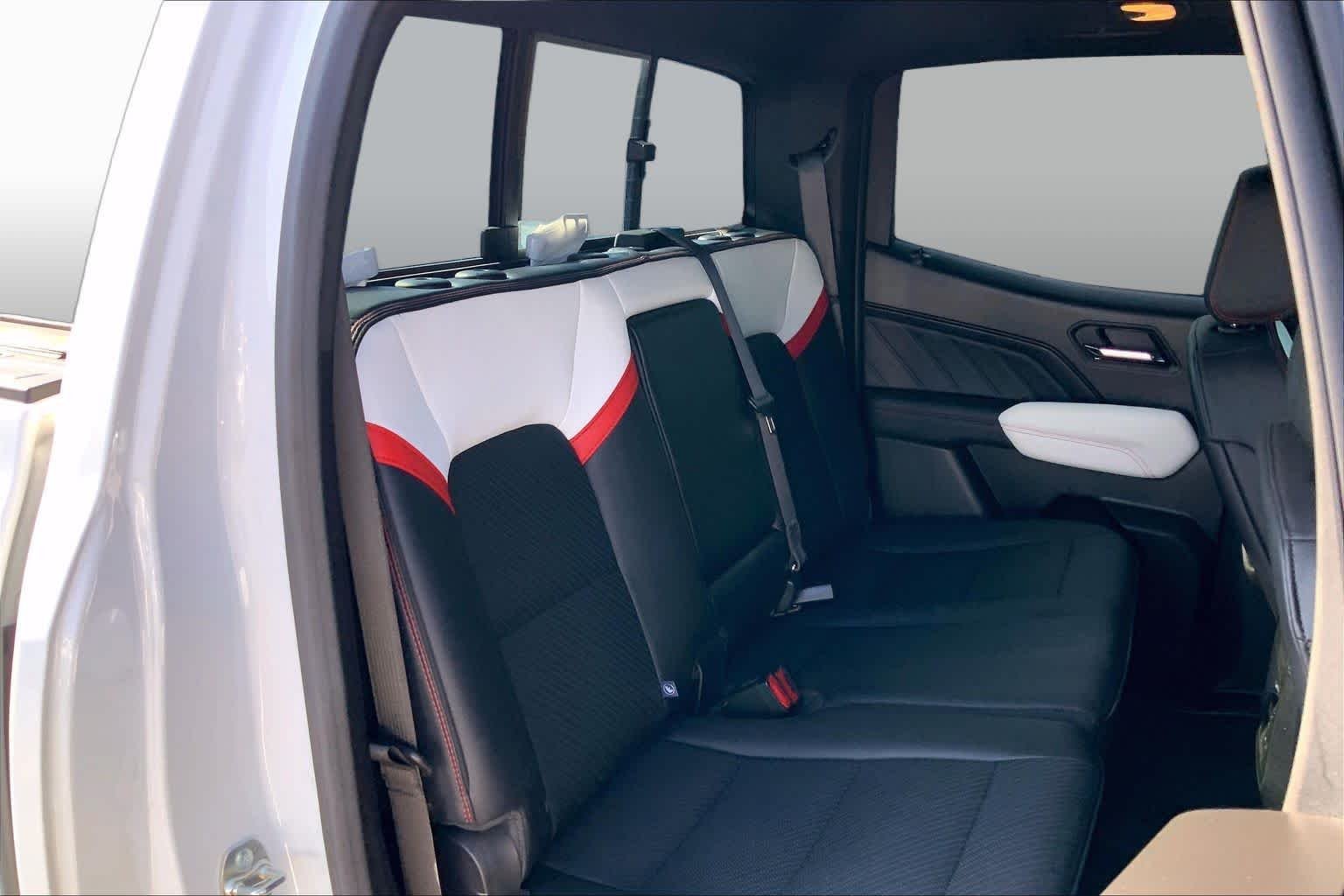 Used 2024 Summit White GMC 4WD AT4X image 19