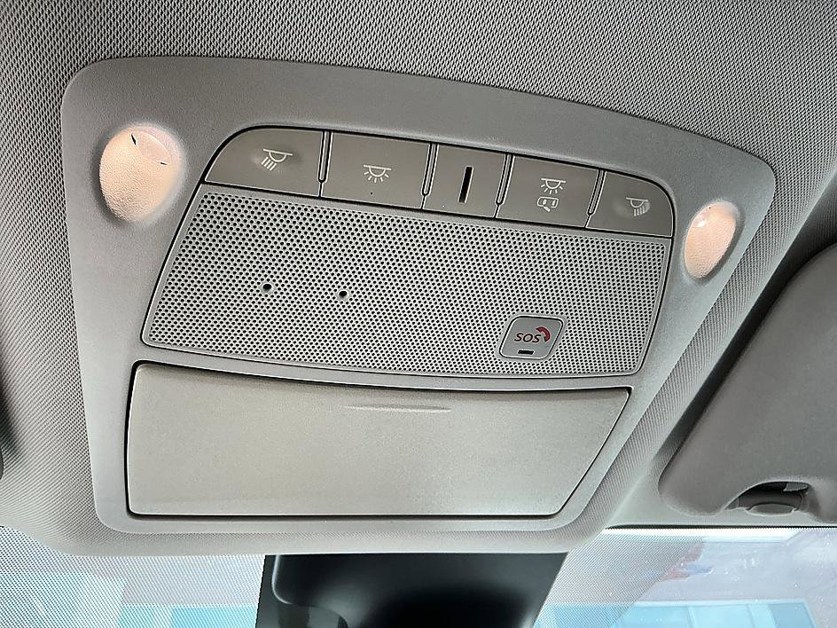 Used 2021 Magnetic Black Pearl Nissan SL image 23
