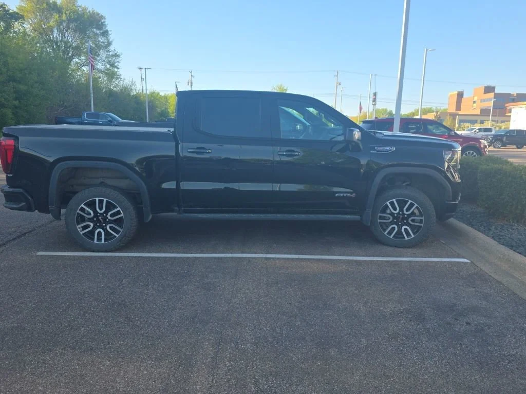 Used 2024 GMC Sierra 1500 AT4 with VIN 3GTUUEELXRG239845 for sale in Inver Grove Heights, Minnesota