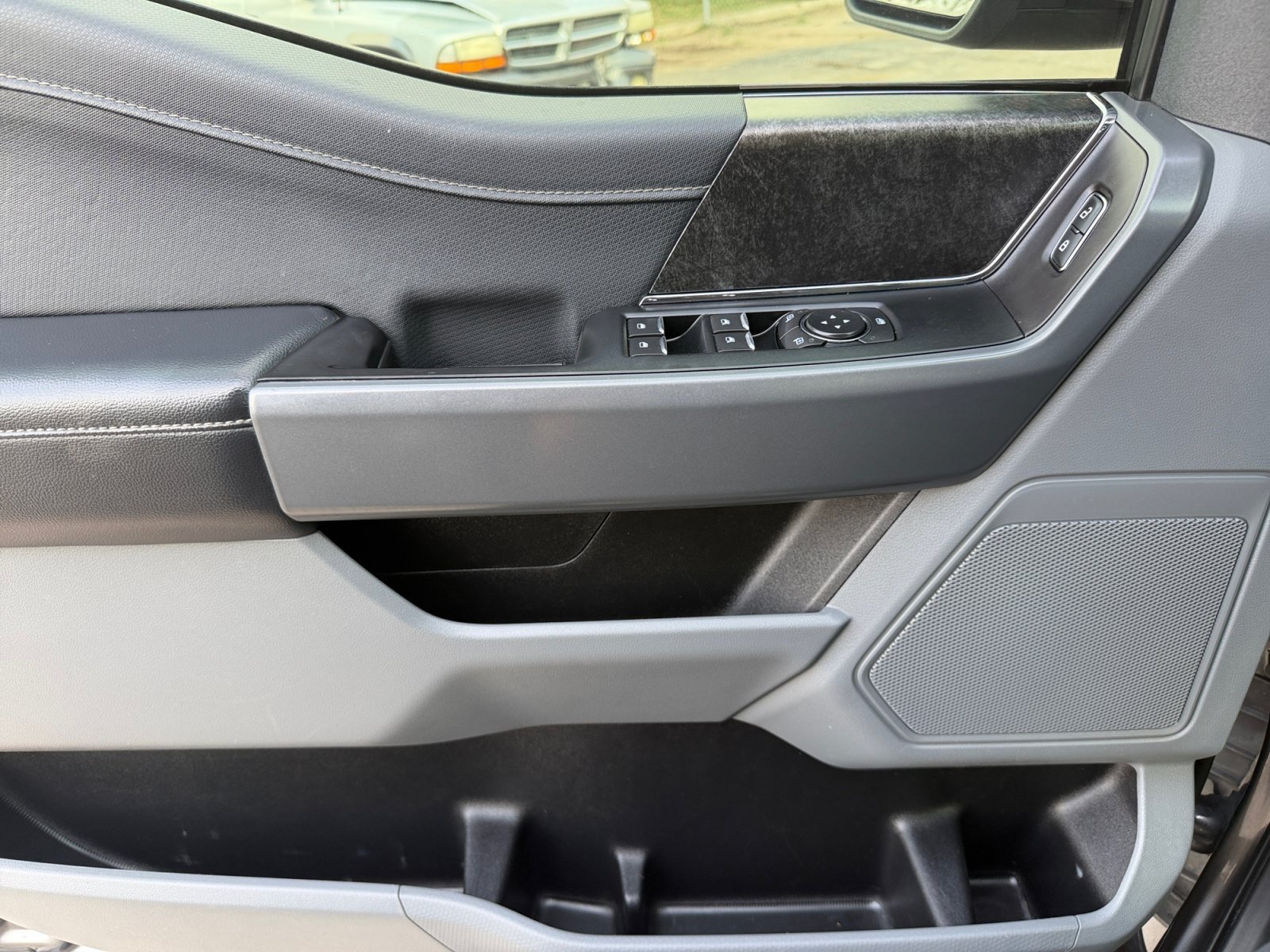 Used 2021 Carbonized Gray Metallic Ford XLT image 17