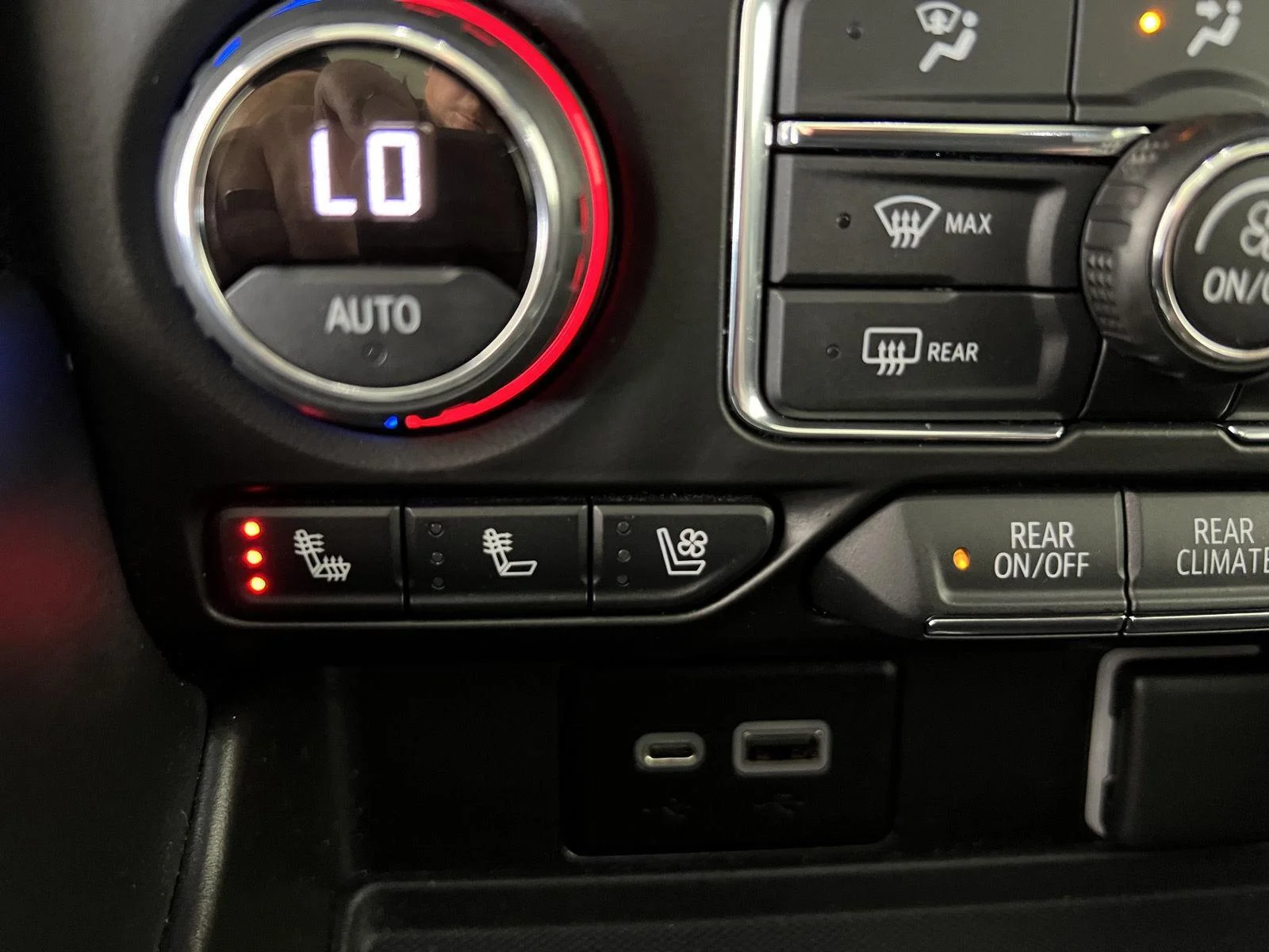 Used 2021 Summit White Chevrolet Premier image 34