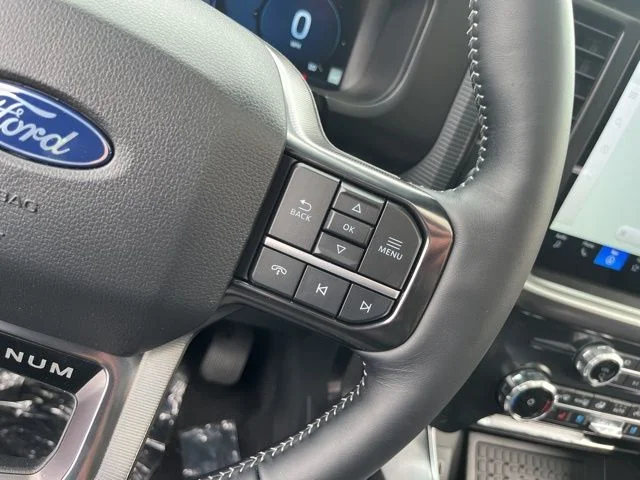 New 2026 Star White Metallic Tri-Coat Ford Platinum® image 71