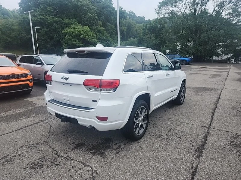 Used 2019 White Jeep Overland image 7