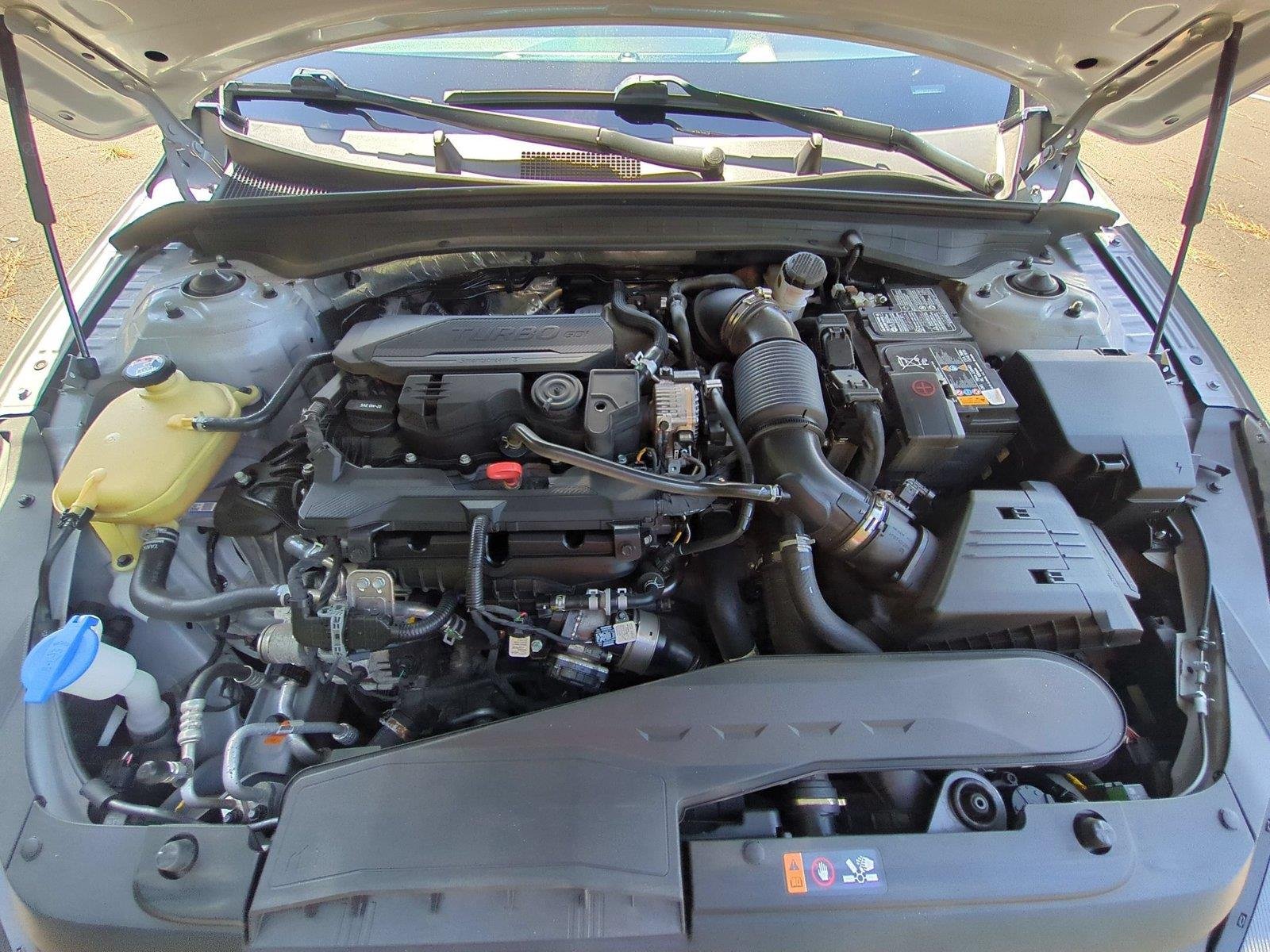 Used 2023 Wolf Gray Kia GT-Line image 40