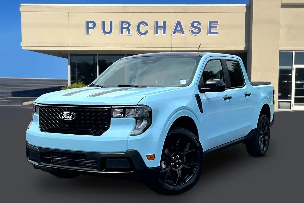 New 2026 Light Blue Ford XLT image 2