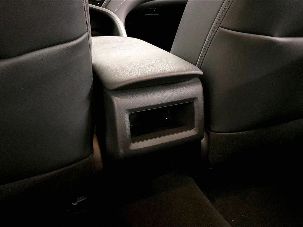 Used 2021 White Toyota SE Nightshade image 37