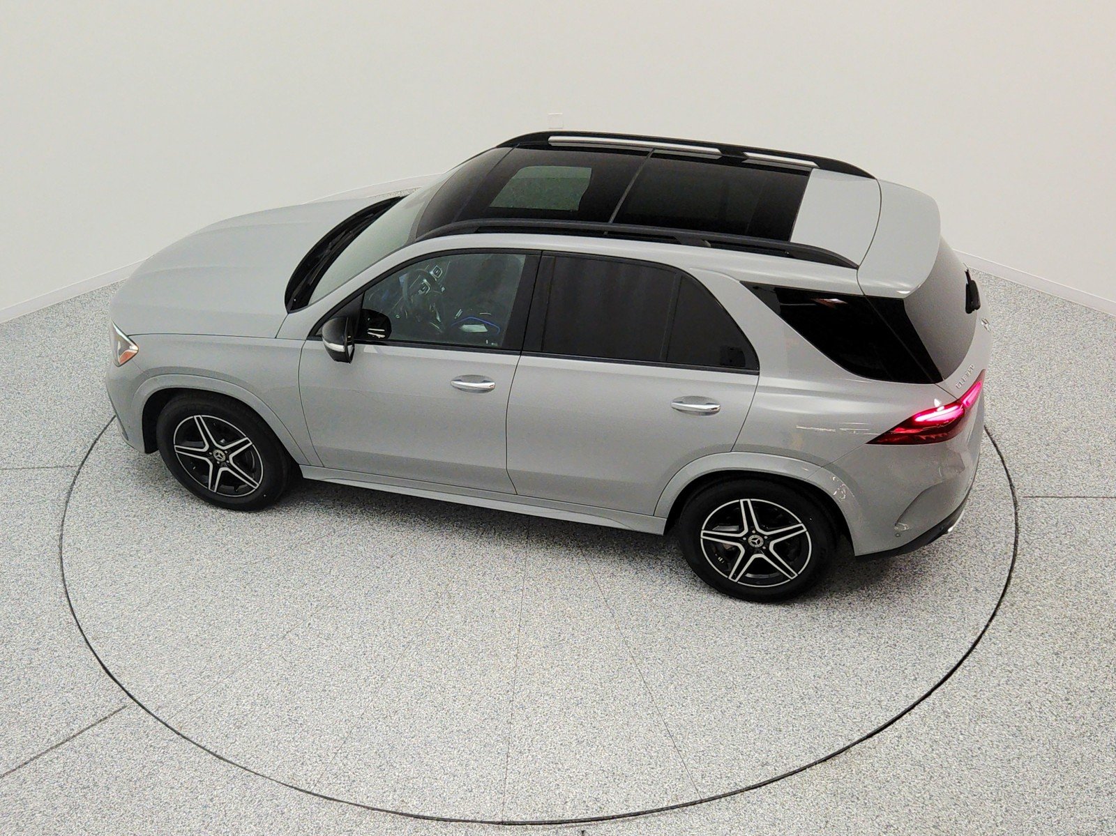 Certified Used 2024 MANUFAKTUR Alpine Grey Mercedes-Benz GLE 350 4MATIC® SUV image 30