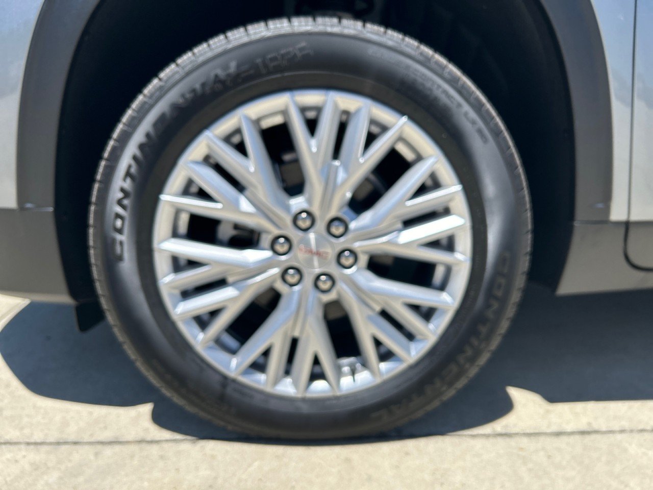 2026 GMC Acadia Elevation - Photo 9