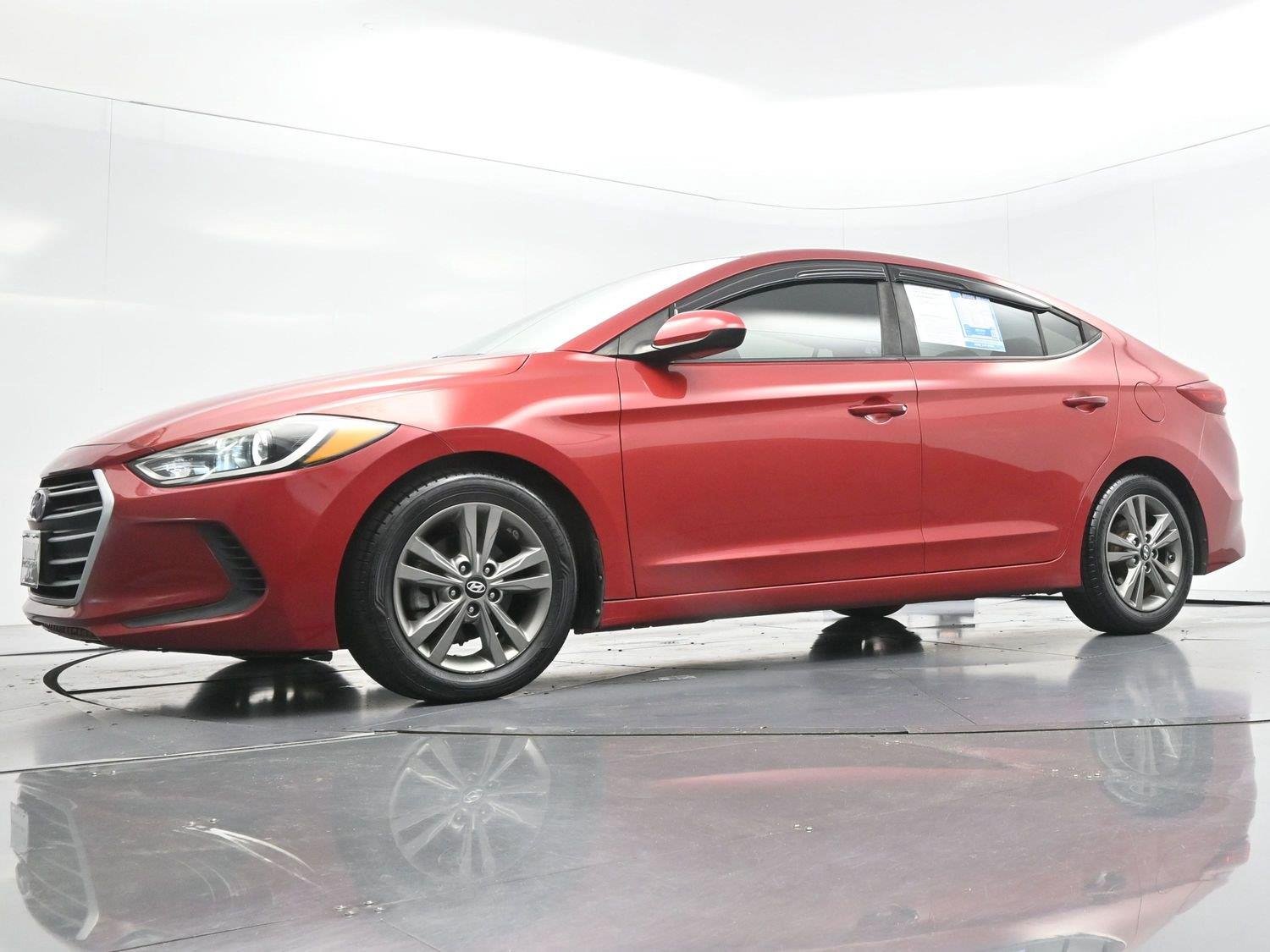 Used 2018 Scarlet Red Hyundai SEL image 43