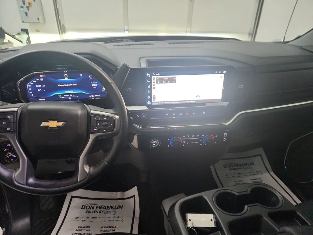 Used 2024 Gray Chevrolet LT image 10