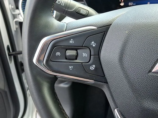 Used 2024 White Chevrolet LT image 21