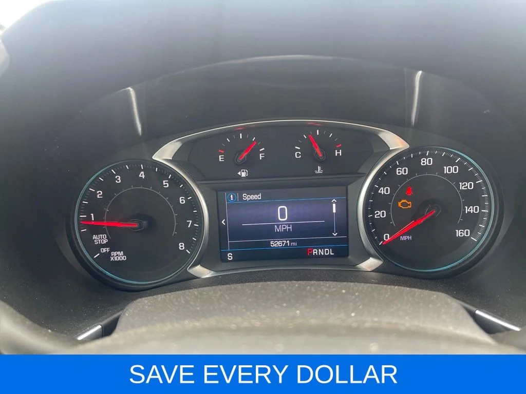 Used 2022 White Chevrolet LT image 7