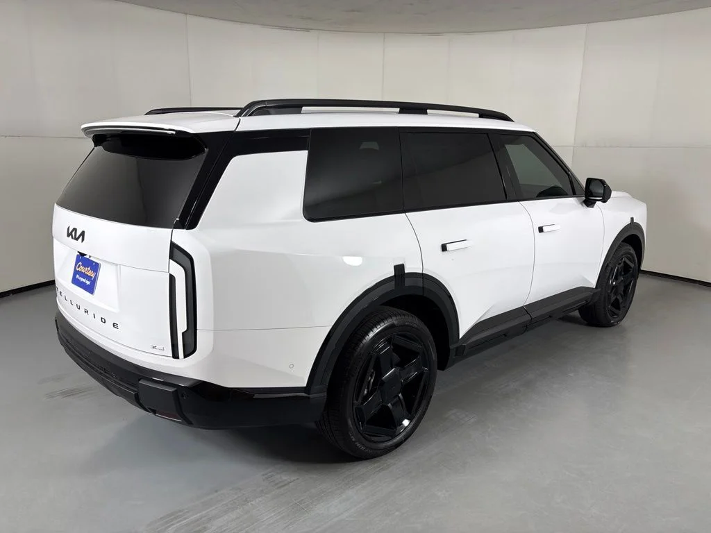 New 2027 Glacial White Pearl Kia X-Line SX image 8