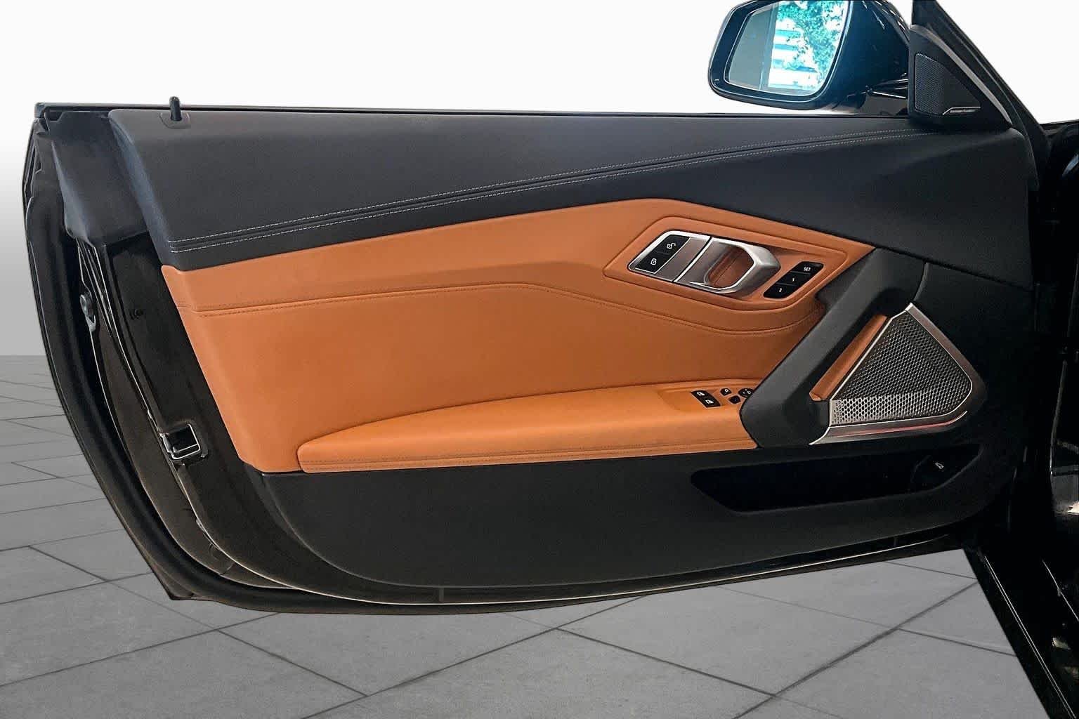 Used 2022 Black Sapphire Metallic BMW sDriveM40i image 17