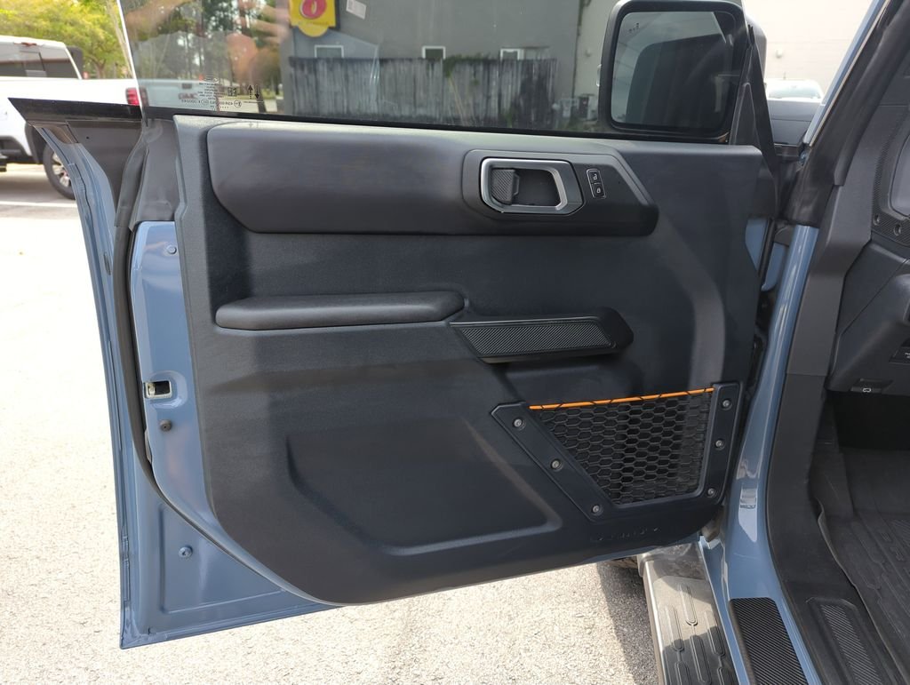 Used 2024 Gray Ford Badlands image 17