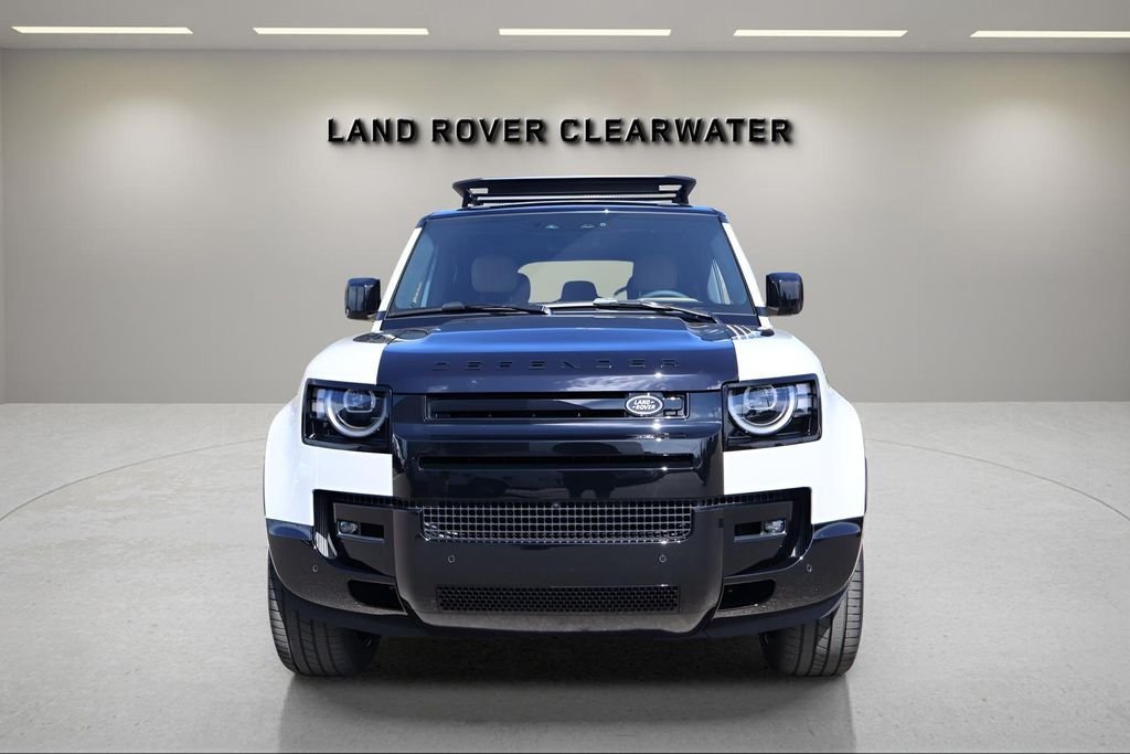 2026 Land Rover Defender X - Photo 8