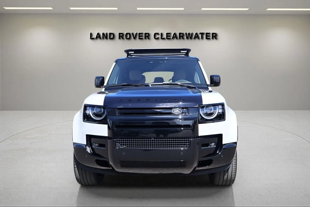 New 2026 Borasco Grey Land Rover X image 8