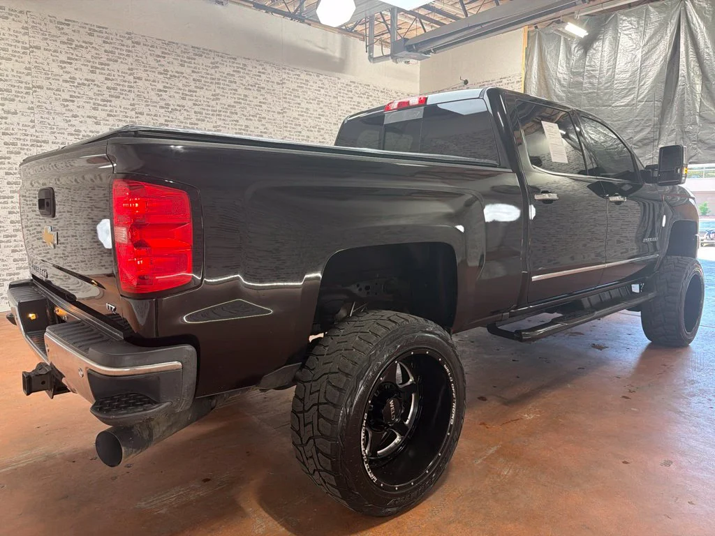 Used 2019 Mosaic Black Metallic Chevrolet LTZ image 7