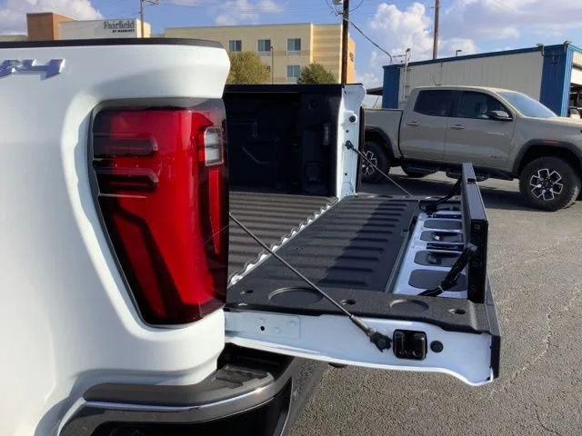 2026 GMC Sierra 3500HD SLT - Photo 13