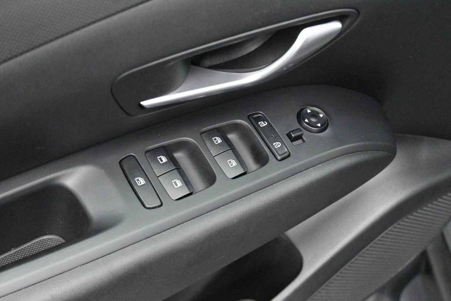 Used 2023 Hampton Gray Hyundai NIGHT image 10