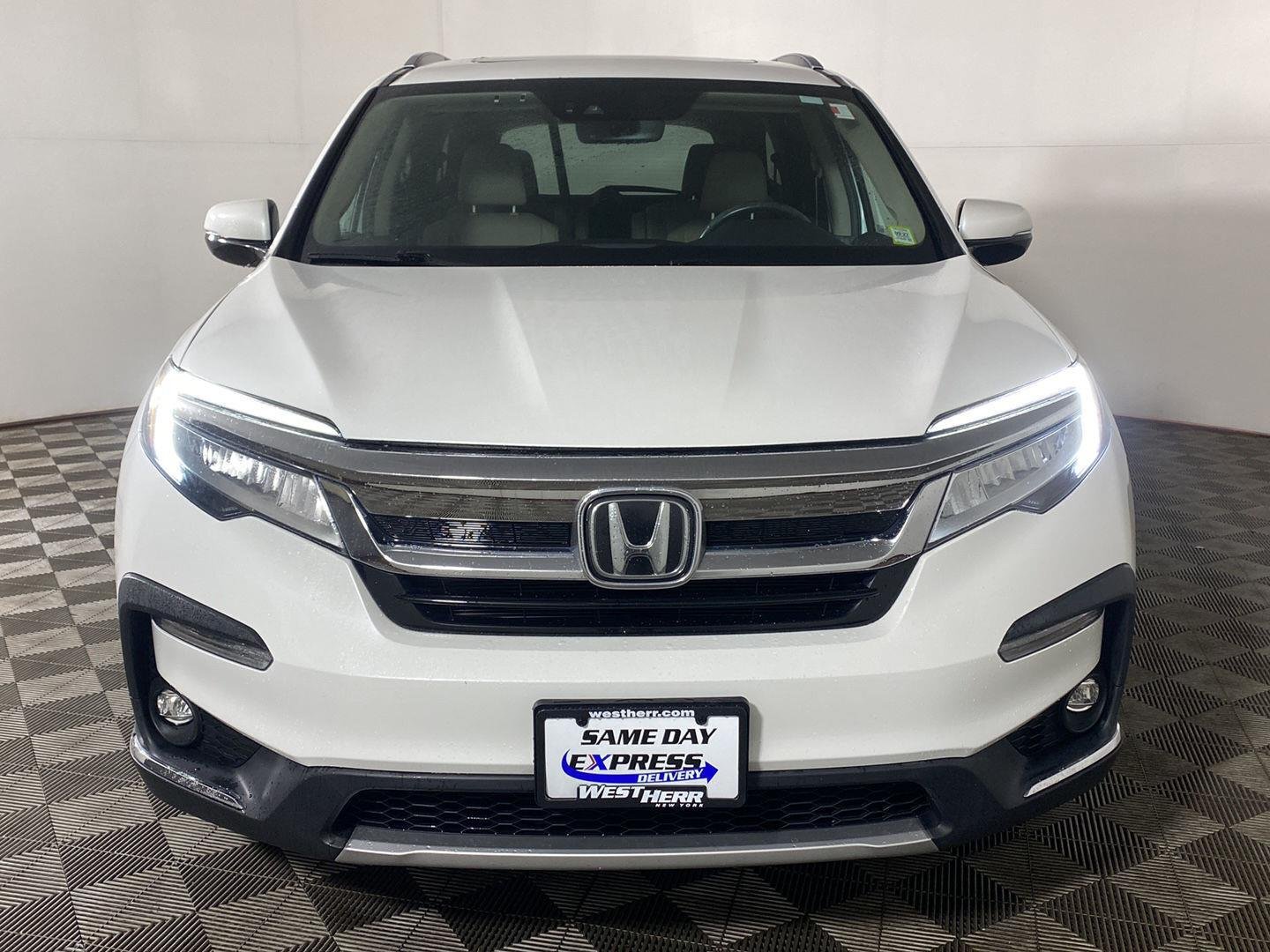 Used 2022 Platinum White Pearl Honda Elite image 8