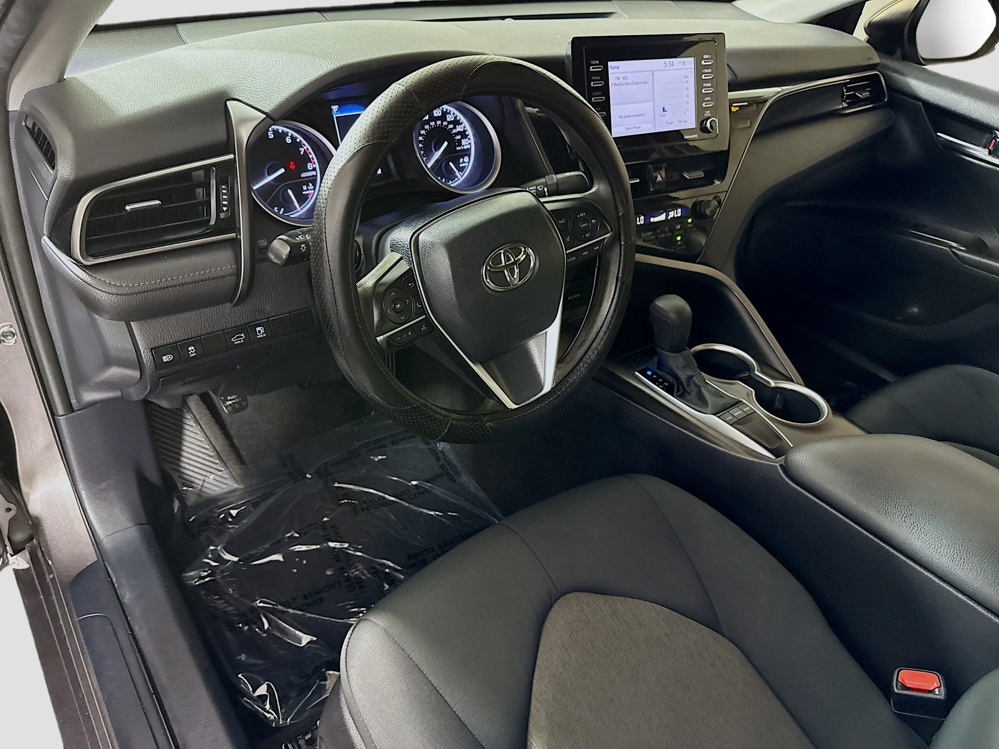 Used 2022 Predawn Gray Mica Toyota LE image 18