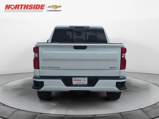 New 2026 Summit White Chevrolet RST image 7