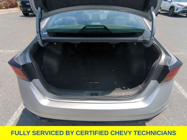 Used 2024 Silver Nissan 2.5 SR image 39