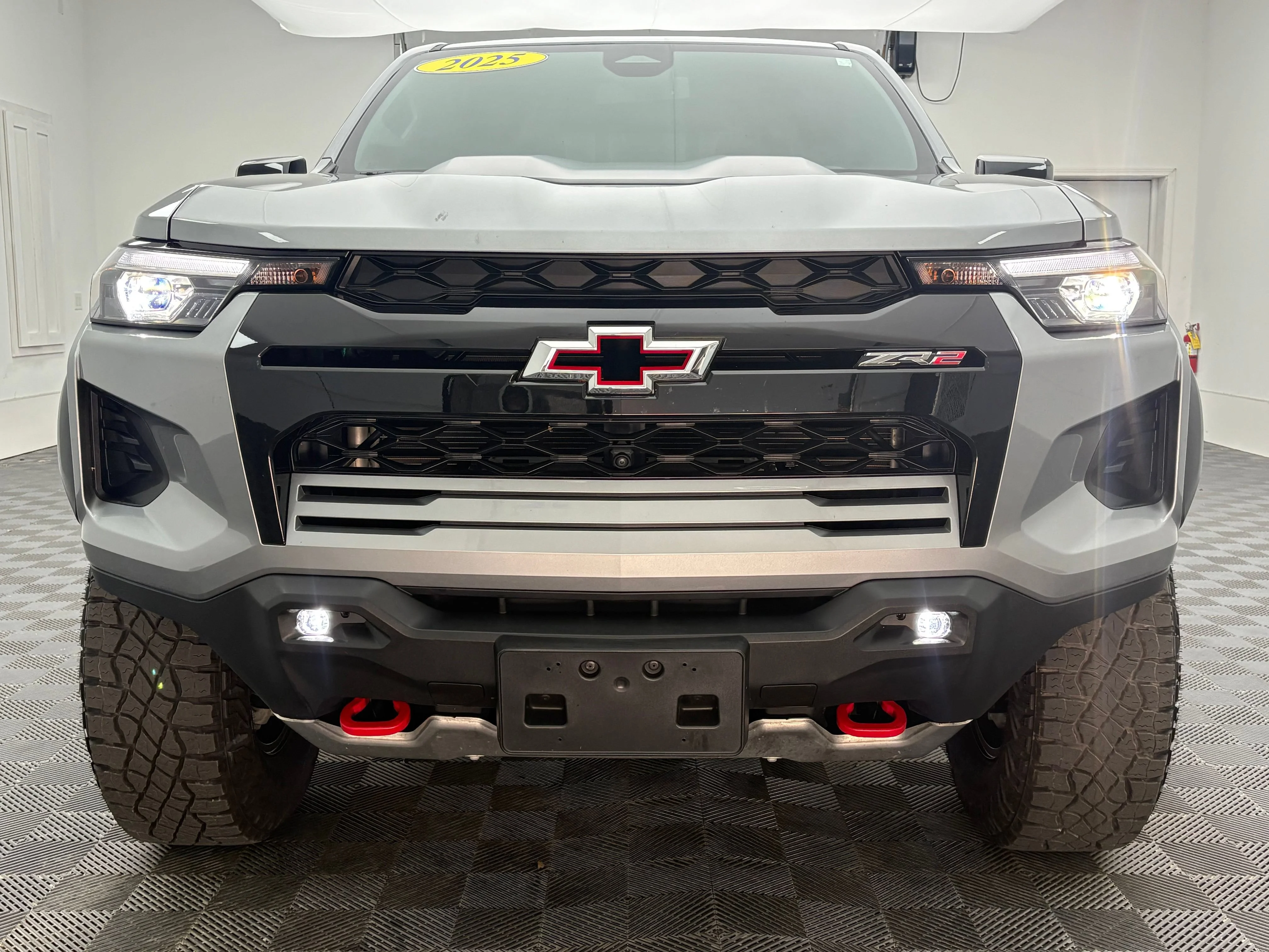 Used 2025 Sterling Gray Metallic Chevrolet ZR2 image 12