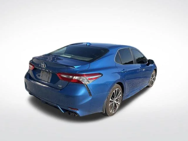 Used 2019 Blue Toyota SE image 5