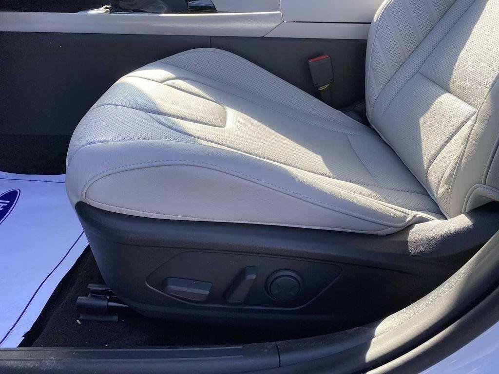 New 2026 White Hyundai Limited image 27